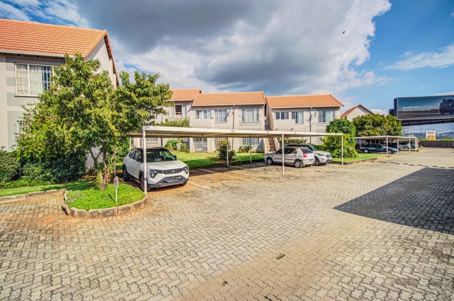 1 Bedroom Property for Sale in Edenvale Central Gauteng
