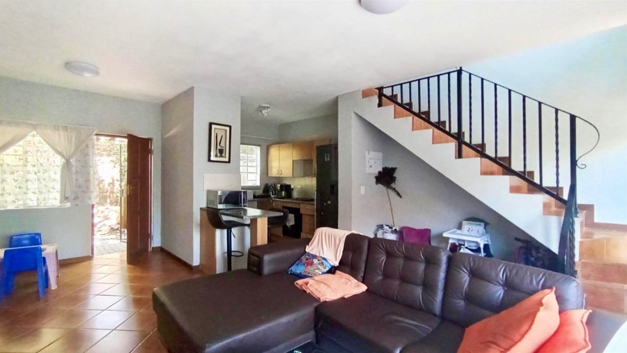 2 Bedroom Property for Sale in La Montagne Gauteng