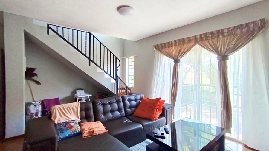 2 Bedroom Property for Sale in La Montagne Gauteng