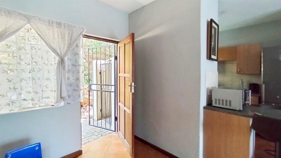 2 Bedroom Property for Sale in La Montagne Gauteng