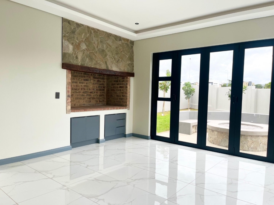 4 Bedroom Property for Sale in Fountainbrook Estate Gauteng