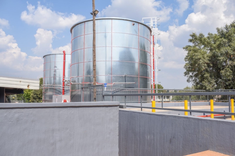 To Let Commercial Property for Rent in Isando Gauteng