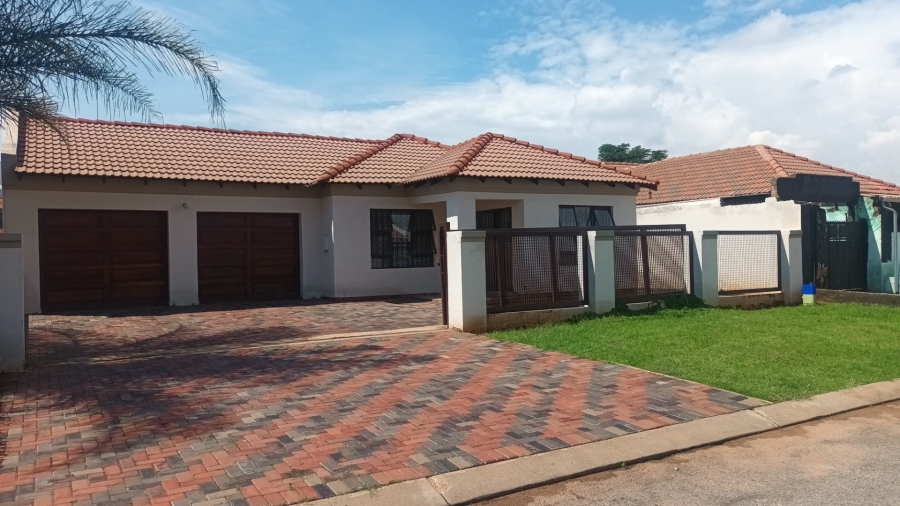 3 Bedroom Property for Sale in Vosloorus Ext 14 Gauteng