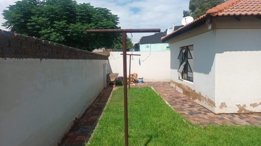 3 Bedroom Property for Sale in Vosloorus Ext 14 Gauteng