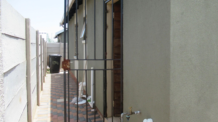 3 Bedroom Property for Sale in Sky City Gauteng