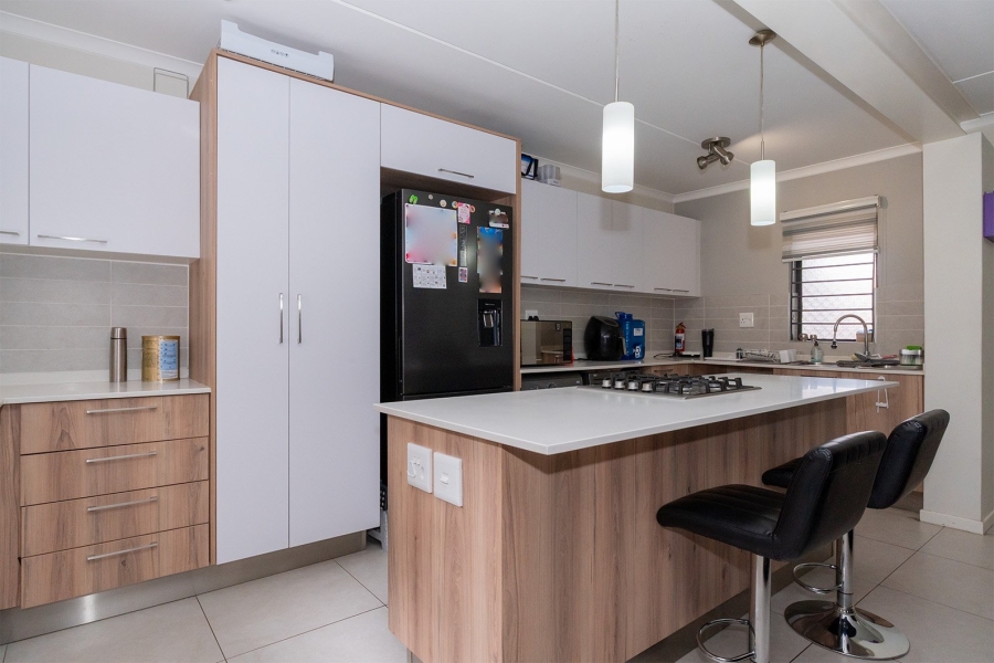 3 Bedroom Property for Sale in Modderfontein Gauteng