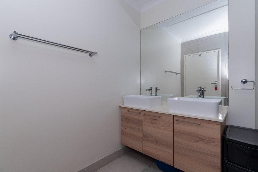 3 Bedroom Property for Sale in Modderfontein Gauteng