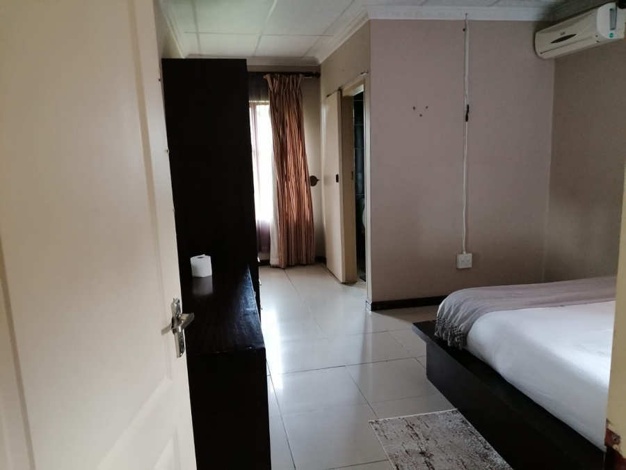 To Let Commercial Property for Rent in Laezonia Gauteng