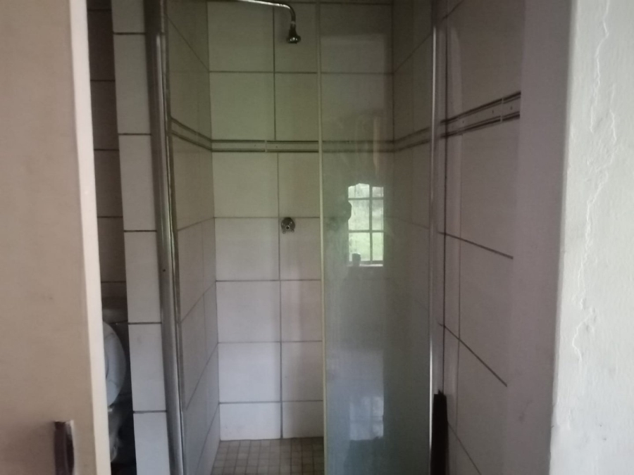 To Let 1 Bedroom Property for Rent in Laezonia Gauteng