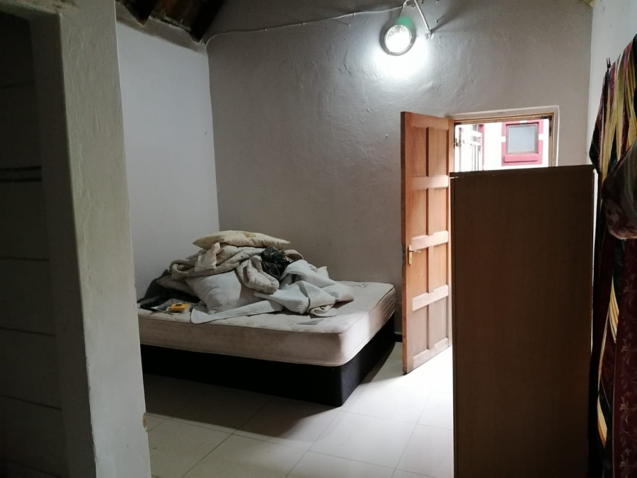 To Let 1 Bedroom Property for Rent in Laezonia Gauteng