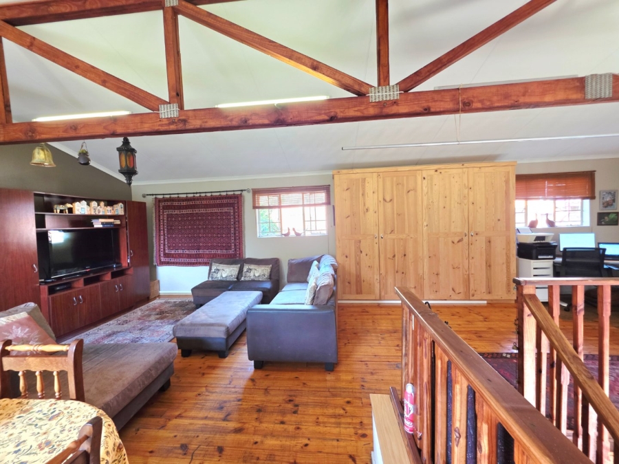 2 Bedroom Property for Sale in La Montagne Gauteng