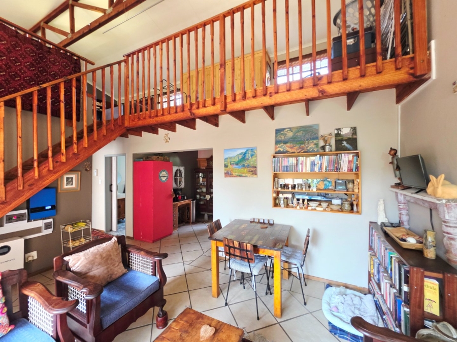 2 Bedroom Property for Sale in La Montagne Gauteng