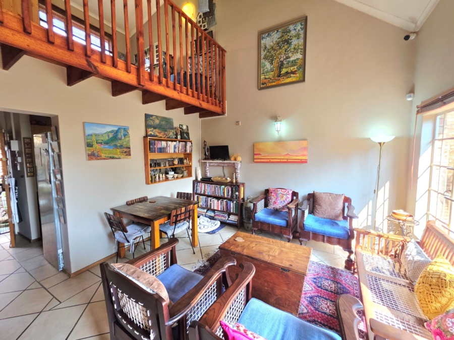 2 Bedroom Property for Sale in La Montagne Gauteng