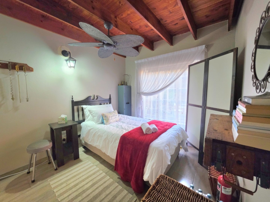 2 Bedroom Property for Sale in La Montagne Gauteng