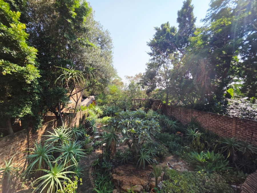 2 Bedroom Property for Sale in La Montagne Gauteng