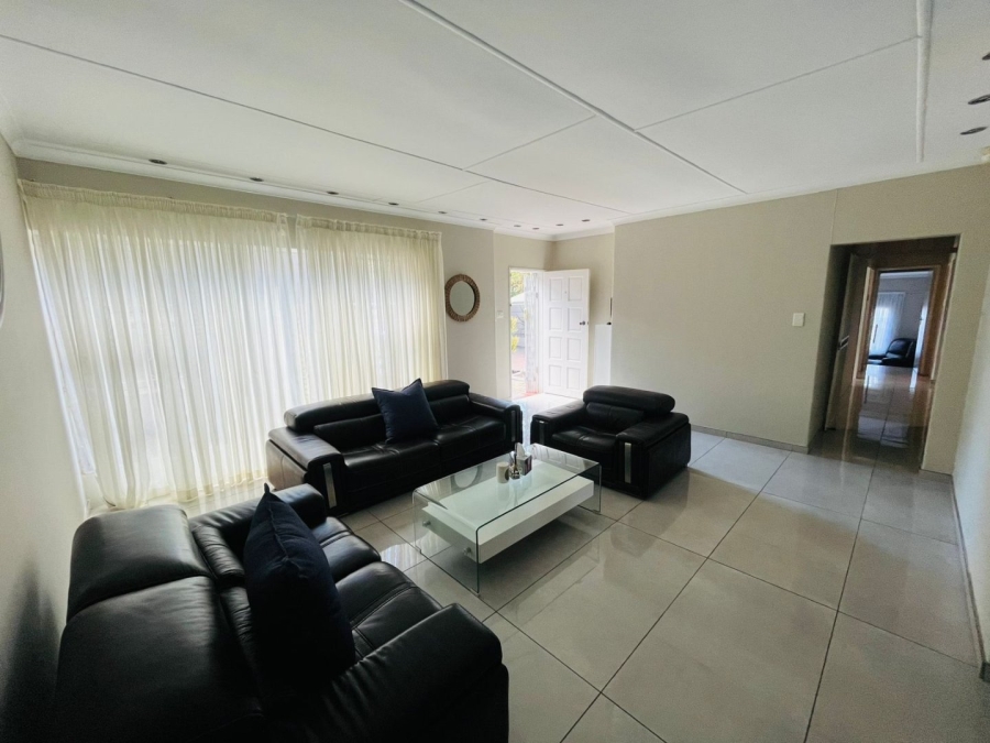 4 Bedroom Property for Sale in Blairgowrie Gauteng