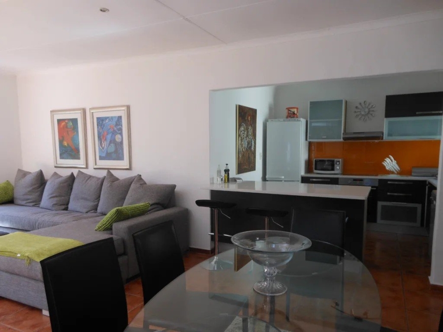 2 Bedroom Property for Sale in Saxonwold Gauteng