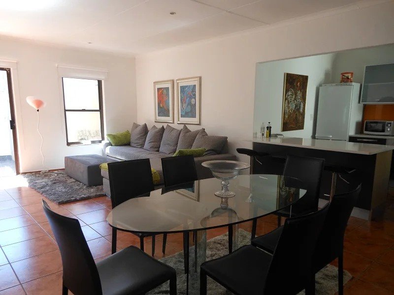 2 Bedroom Property for Sale in Saxonwold Gauteng