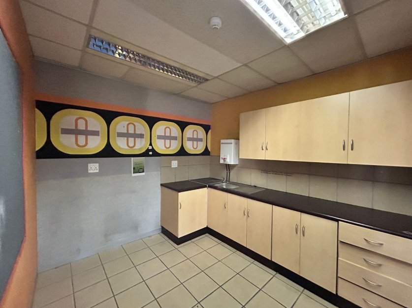 To Let Commercial Property for Rent in Bedfordview Gauteng