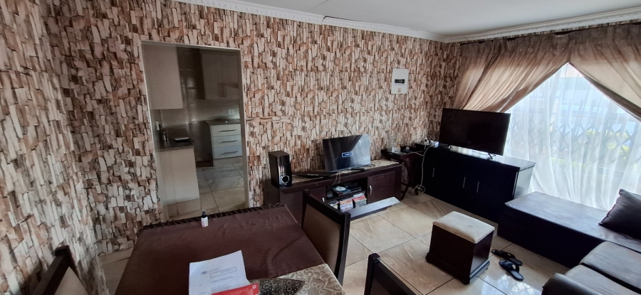3 Bedroom Property for Sale in Lotus Gardens Gauteng