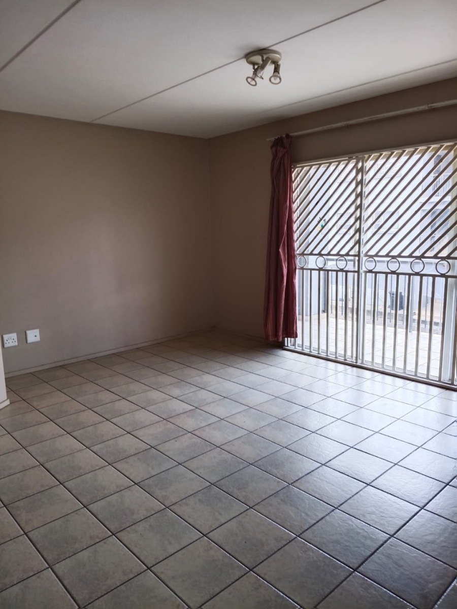 2 Bedroom Property for Sale in Bardene Gauteng