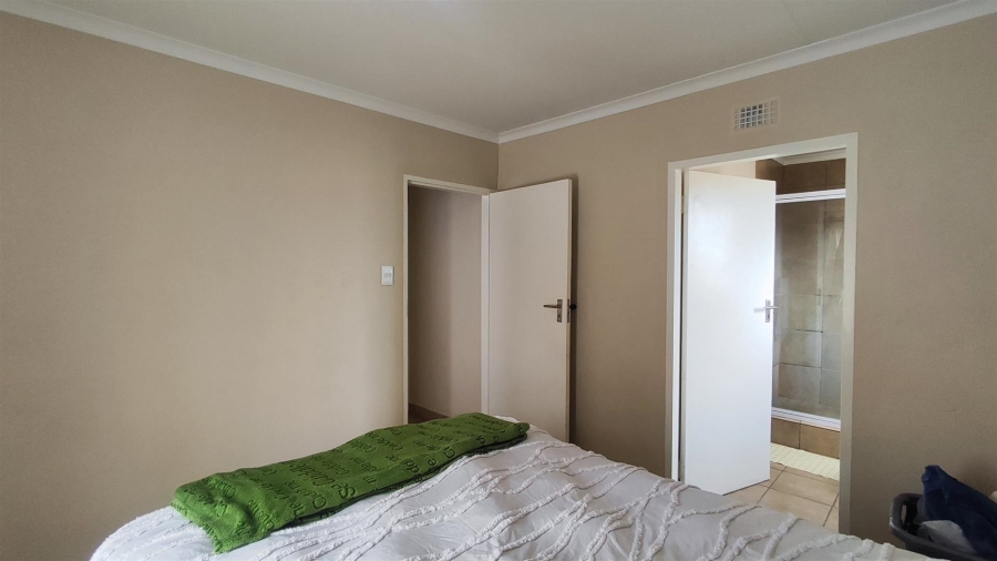 3 Bedroom Property for Sale in Sky City Gauteng