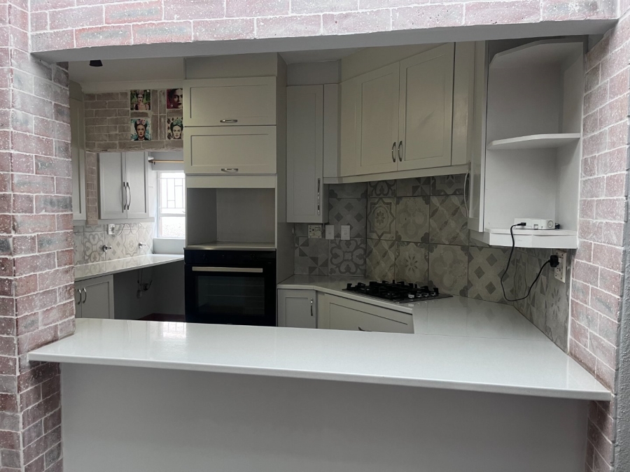 3 Bedroom Property for Sale in Glen Marais Gauteng