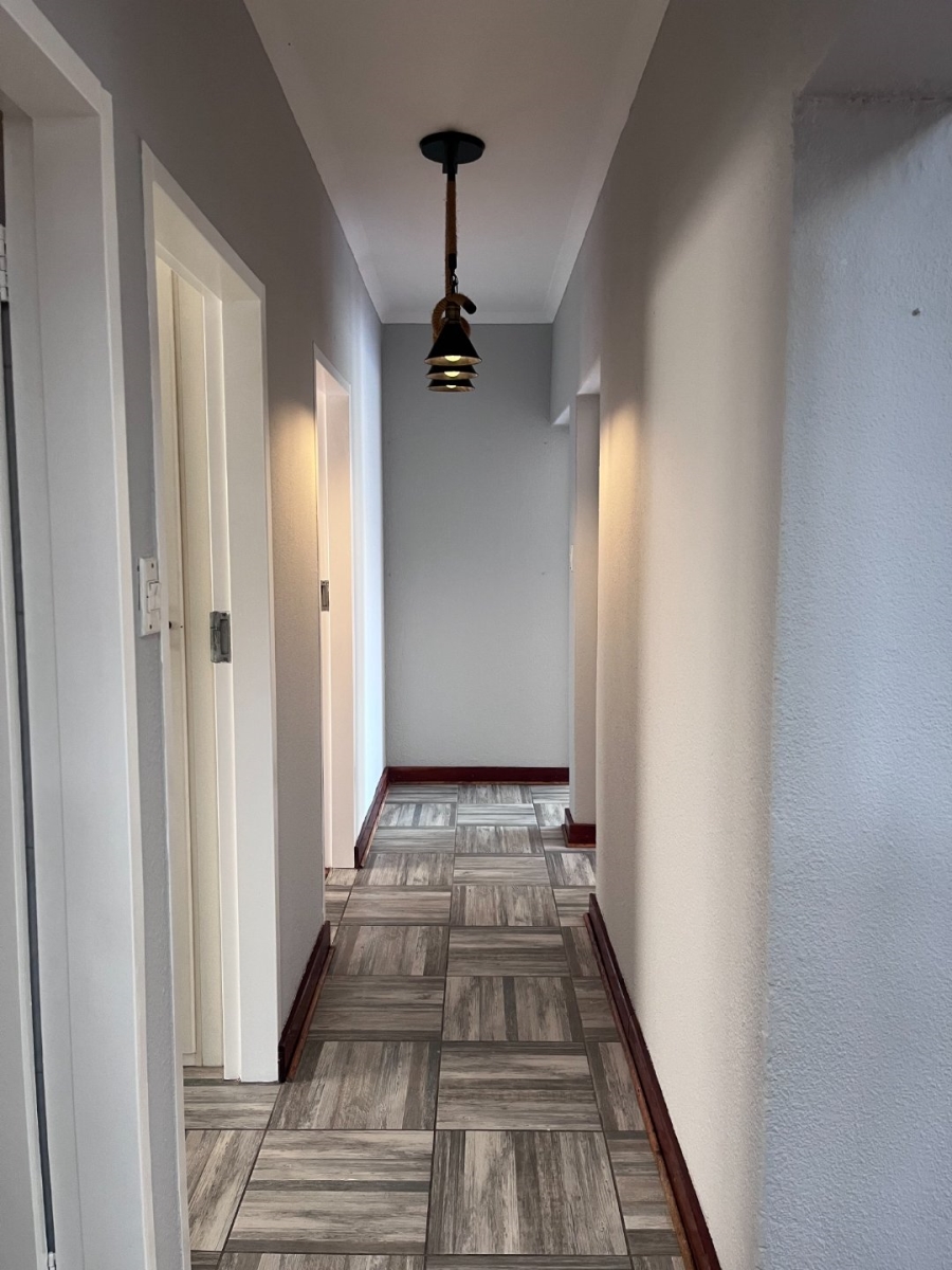 3 Bedroom Property for Sale in Glen Marais Gauteng