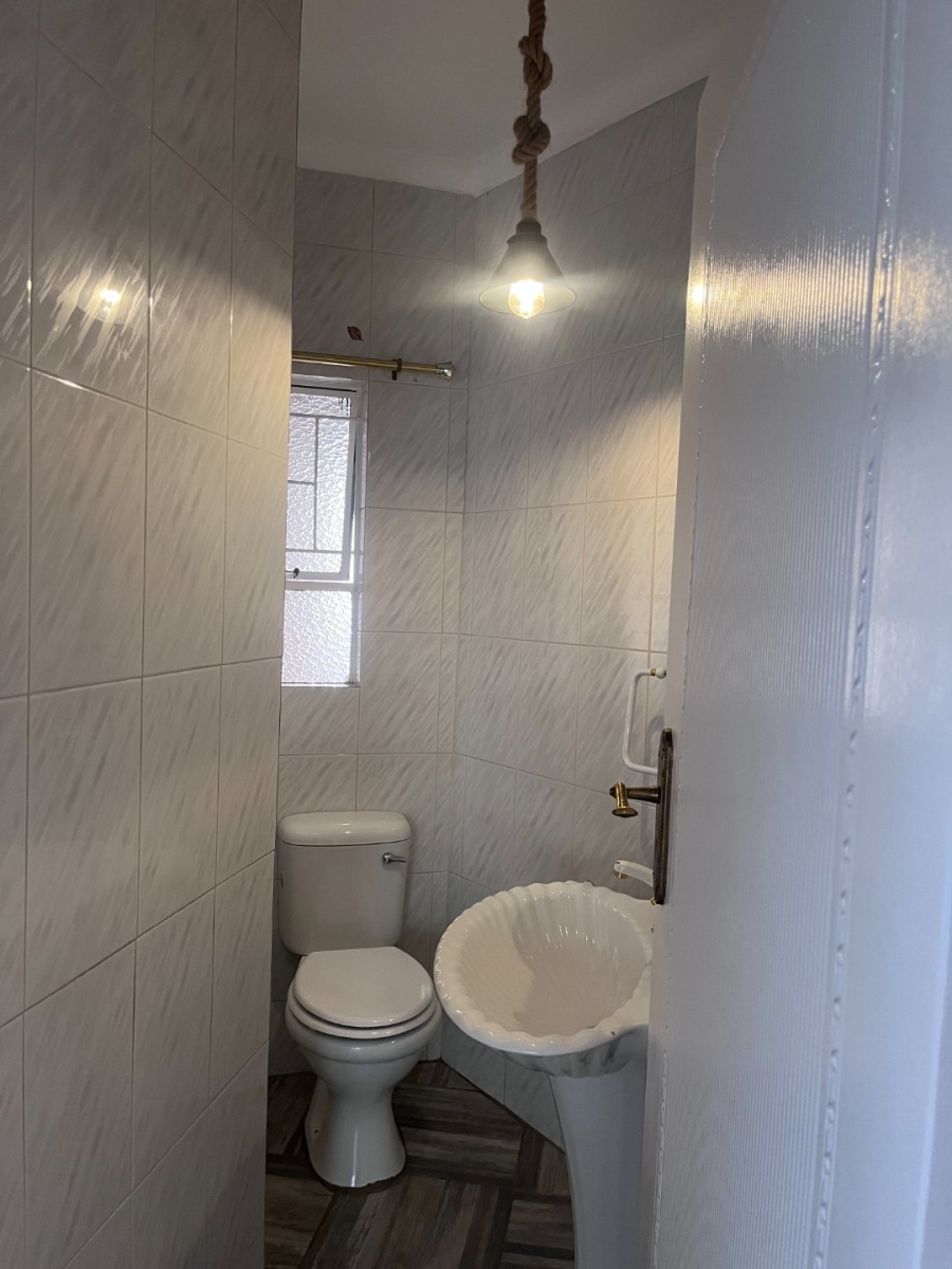 3 Bedroom Property for Sale in Glen Marais Gauteng