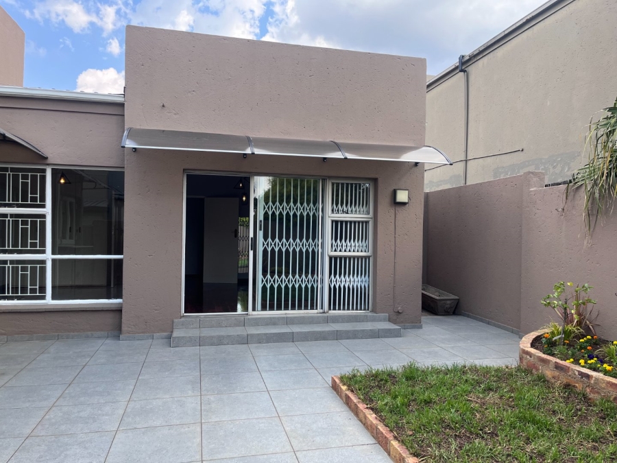 3 Bedroom Property for Sale in Glen Marais Gauteng