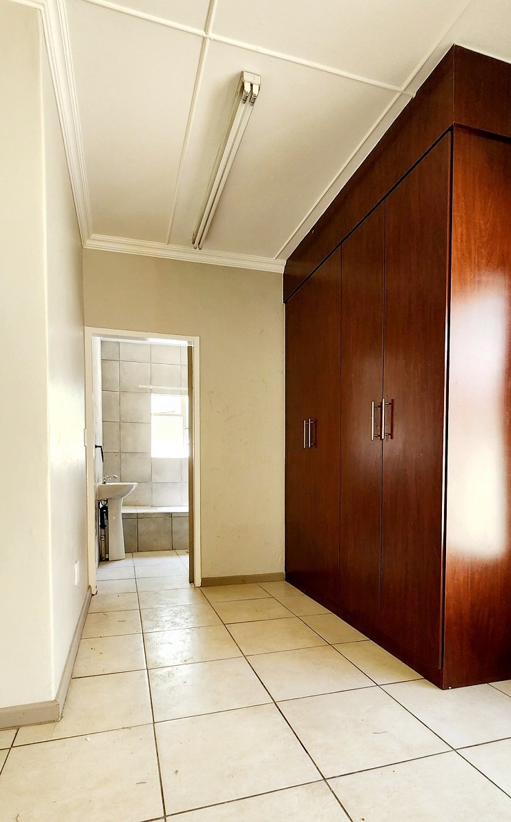 3 Bedroom Property for Sale in Rietfontein Gauteng