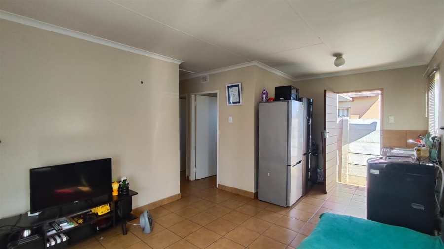 2 Bedroom Property for Sale in Sky City Gauteng