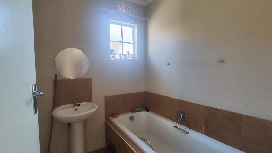 2 Bedroom Property for Sale in Sky City Gauteng