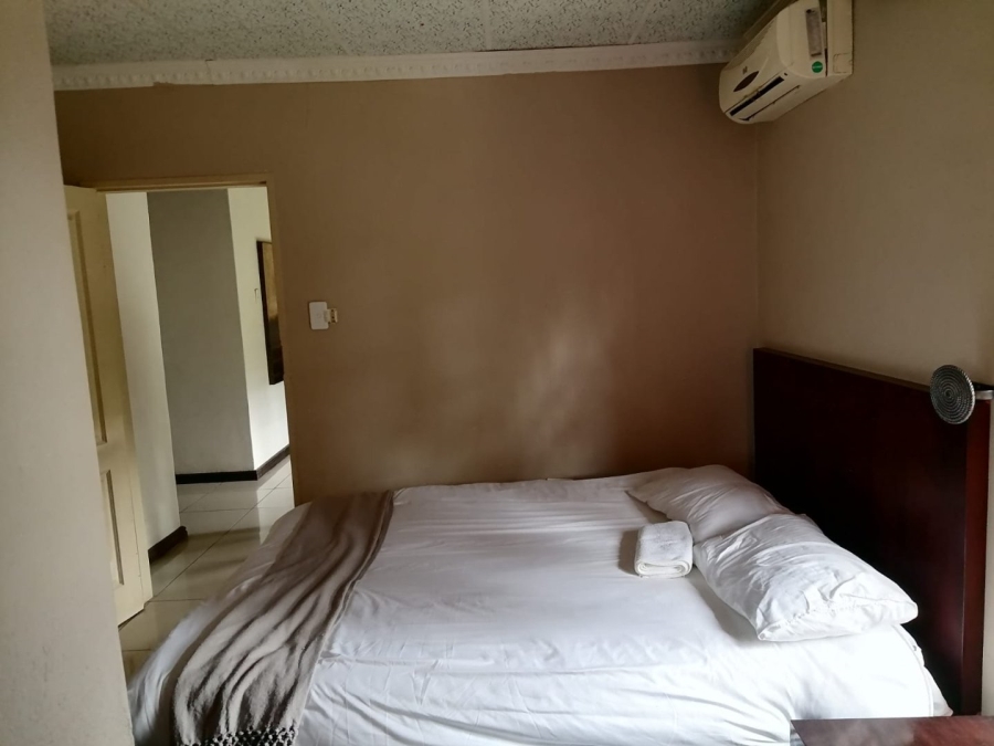 To Let Commercial Property for Rent in Laezonia Gauteng