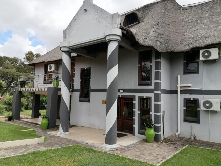 To Let Commercial Property for Rent in Laezonia Gauteng