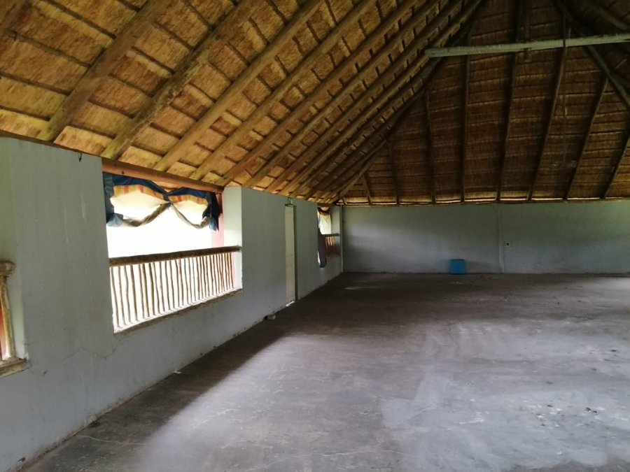 To Let Commercial Property for Rent in Laezonia Gauteng