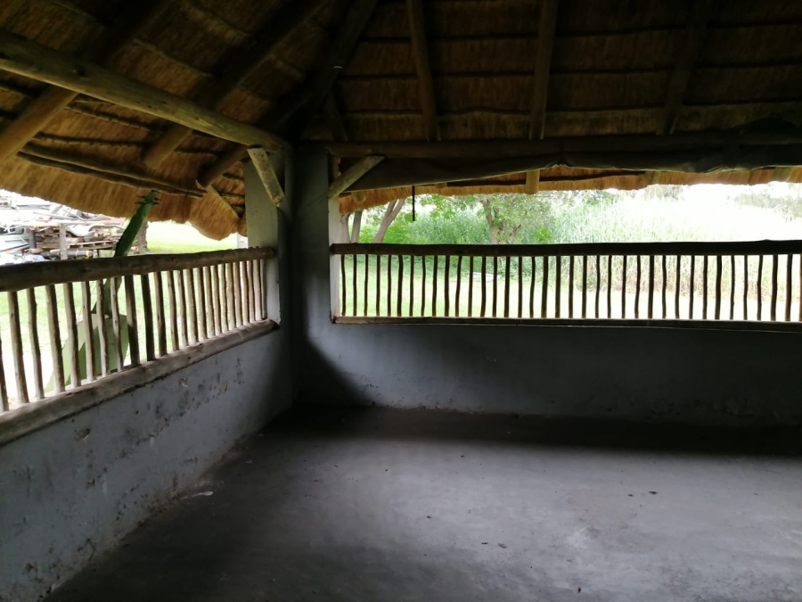 To Let Commercial Property for Rent in Laezonia Gauteng