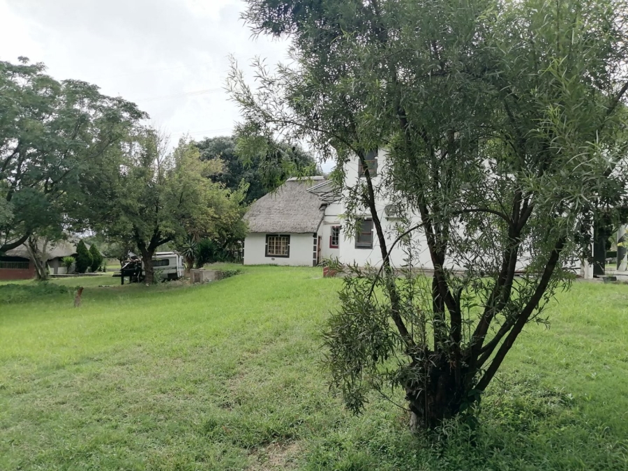 To Let Commercial Property for Rent in Laezonia Gauteng