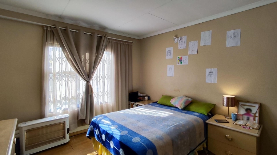 4 Bedroom Property for Sale in Dawn Park Gauteng