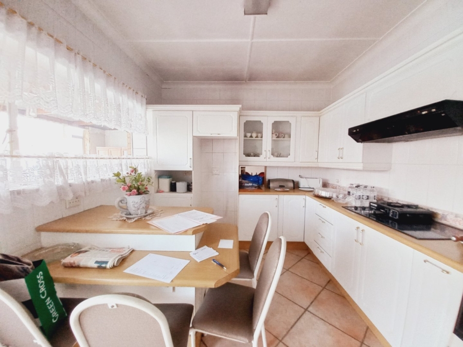 3 Bedroom Property for Sale in Rustivia Gauteng