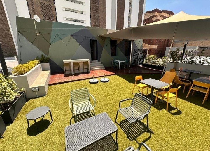 To Let commercial Property for Rent in Rosebank Gauteng