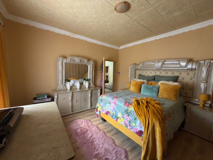 6 Bedroom Property for Sale in Randfontein Central Gauteng