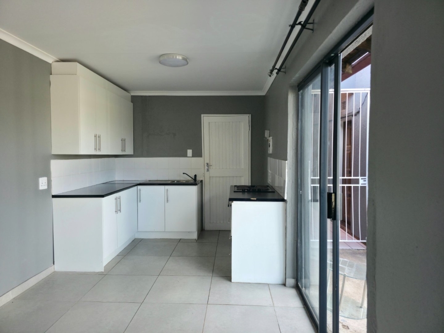 2 Bedroom Property for Sale in Mayberry Park Gauteng