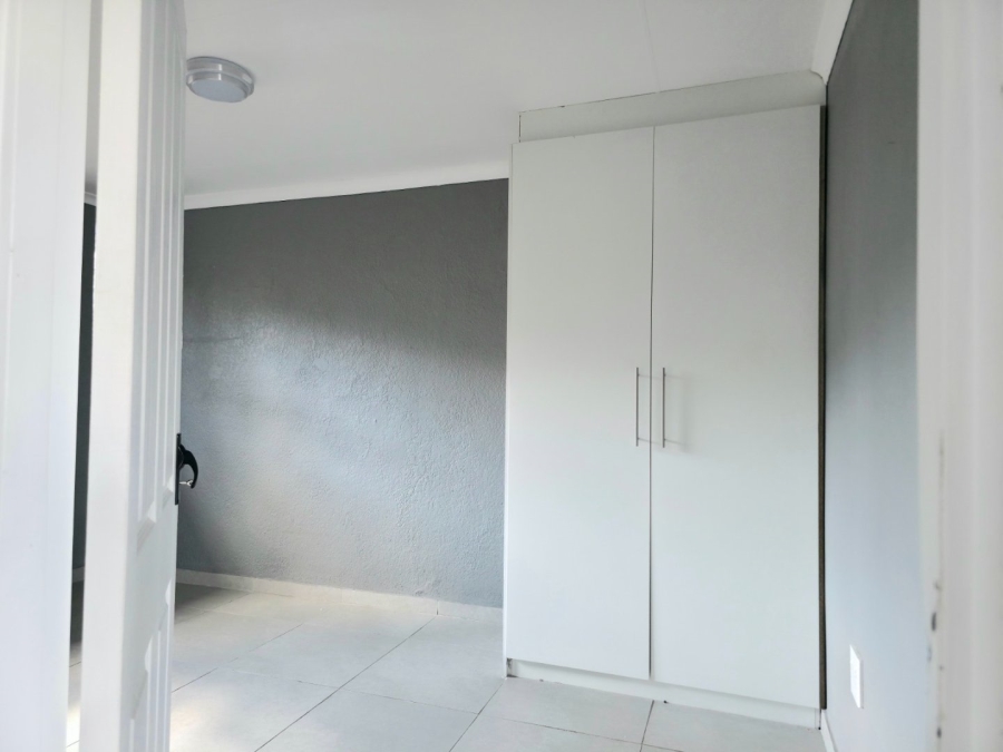 2 Bedroom Property for Sale in Mayberry Park Gauteng