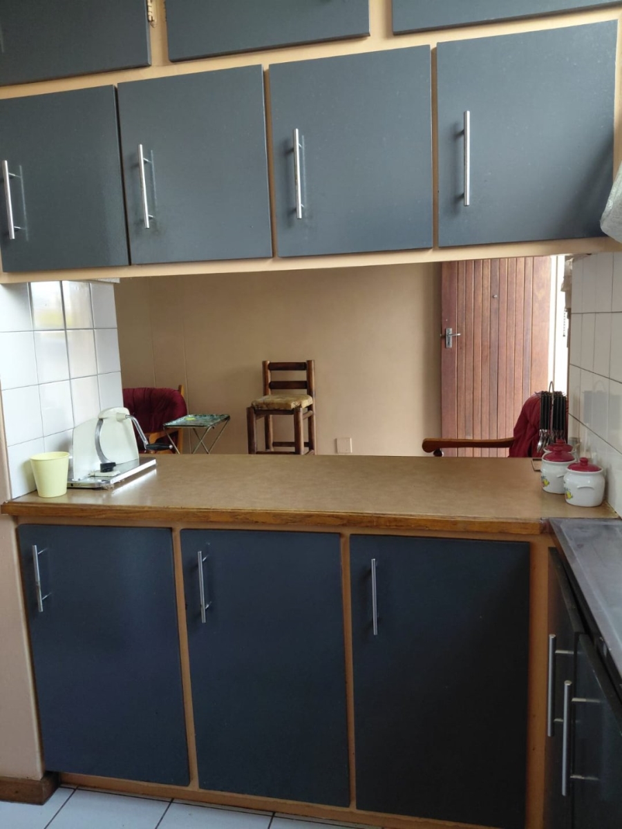 To Let 2 Bedroom Property for Rent in Pretoria North Gauteng