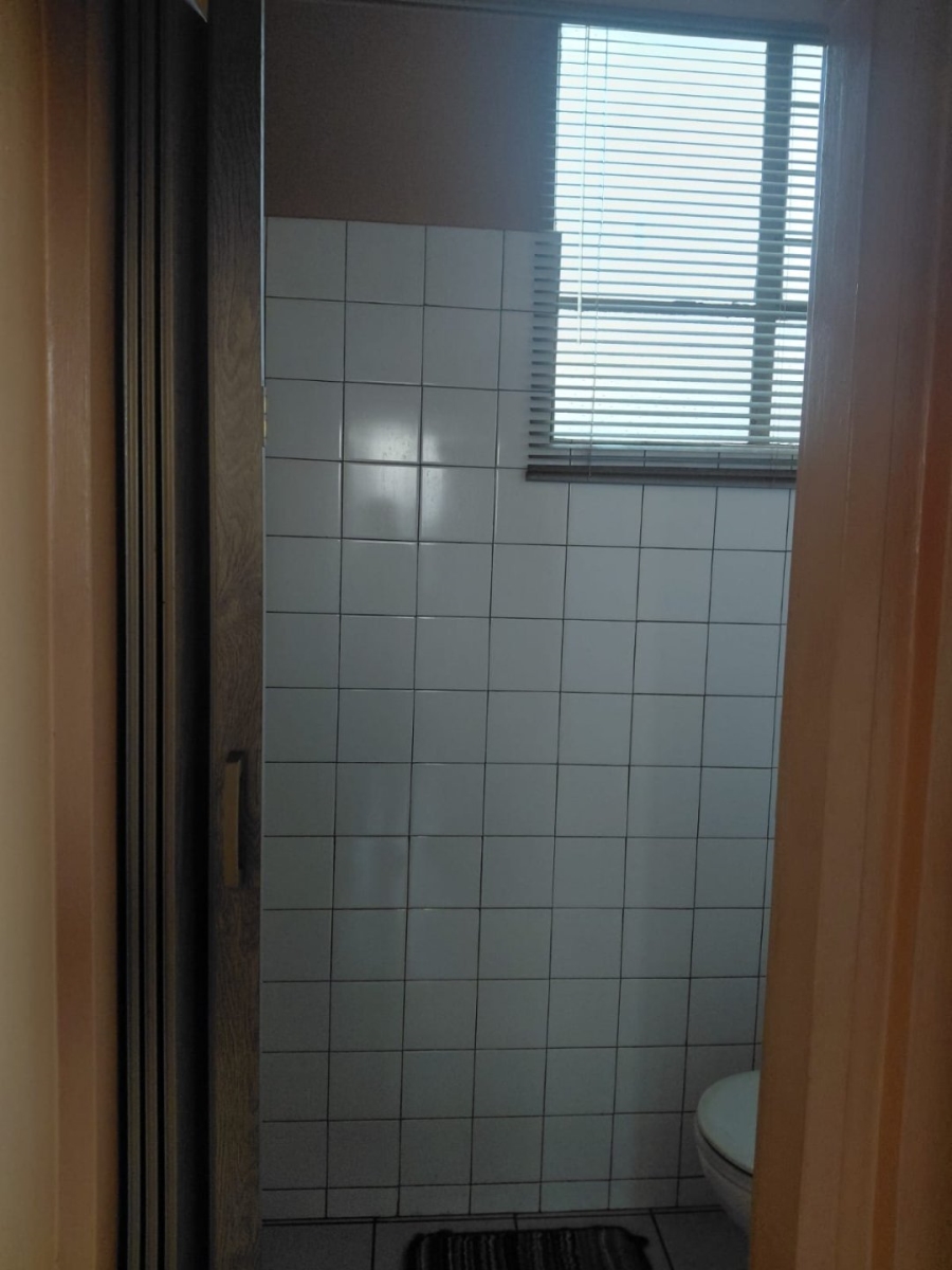 To Let 2 Bedroom Property for Rent in Pretoria North Gauteng