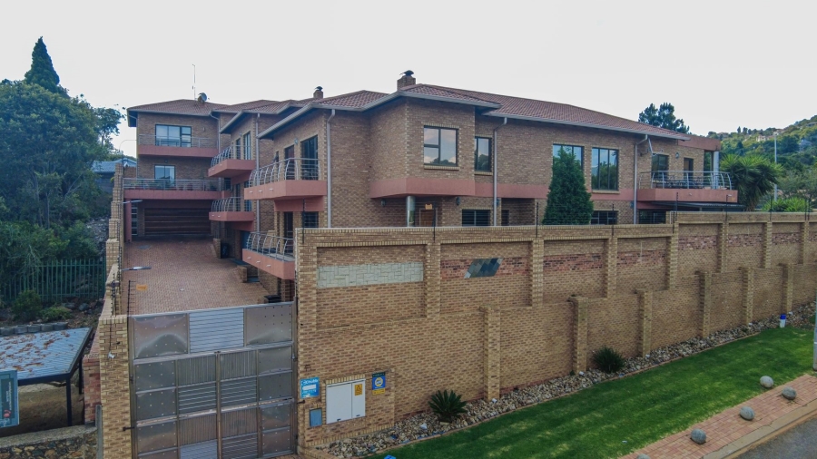 To Let 4 Bedroom Property for Rent in Mulbarton Gauteng