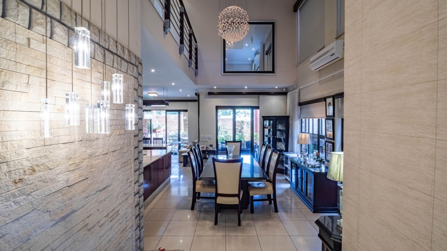 To Let 4 Bedroom Property for Rent in Mulbarton Gauteng