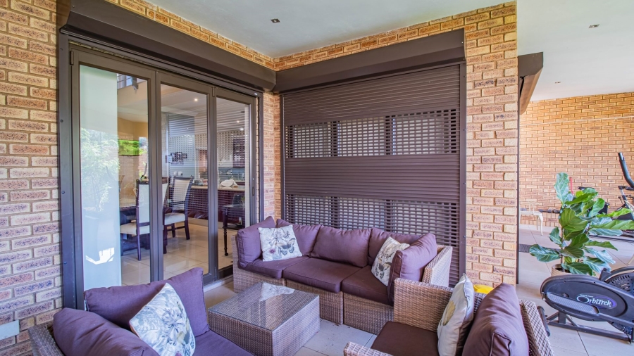 To Let 4 Bedroom Property for Rent in Mulbarton Gauteng