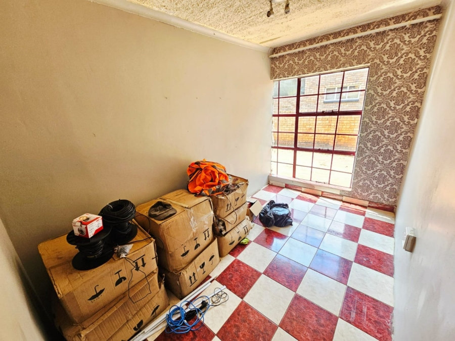 To Let 4 Bedroom Property for Rent in Erasmia Gauteng